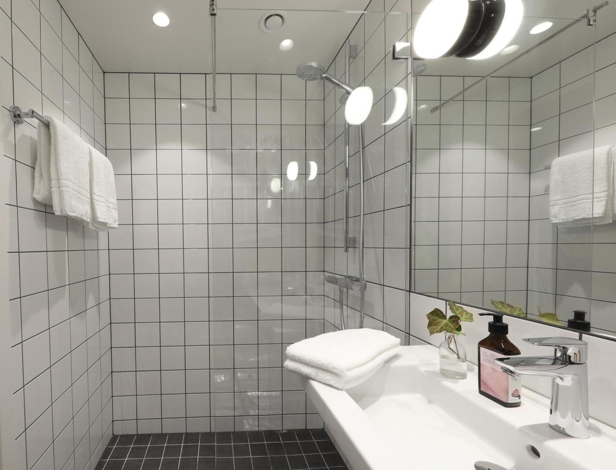 Best Western Plus Ten Hotel Upplands-Väsby Екстериор снимка