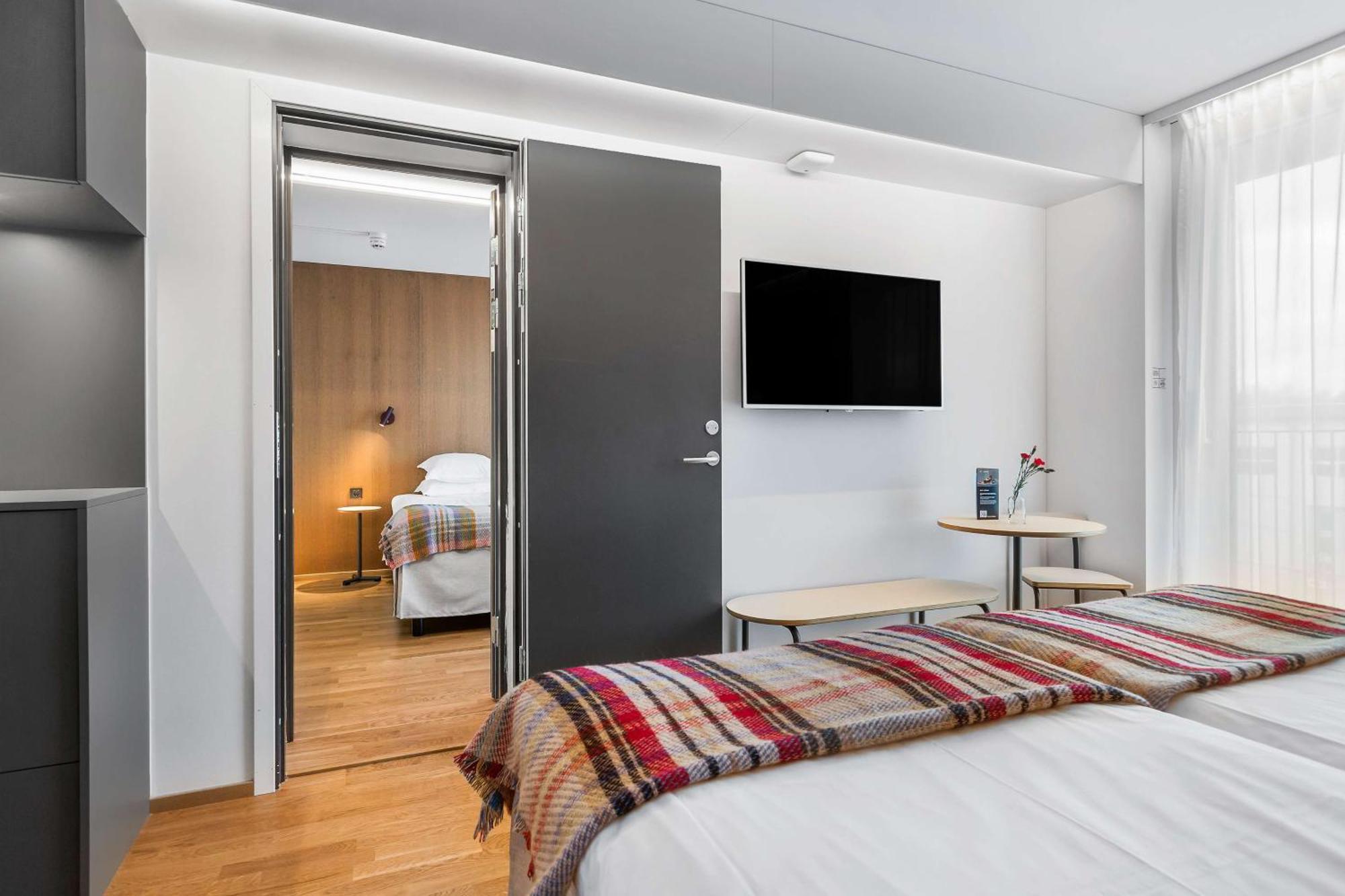 Best Western Plus Ten Hotel Upplands-Väsby Екстериор снимка